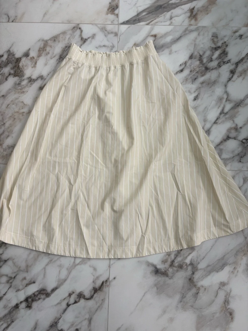 ✨ Lululemon Stretch Woven Ruffle-Waist Midi Skirt | Size M - Picture 10 of 10